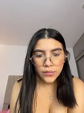 julieta_hornyx - Julieta_Hornyx's free webcam - UK Sex Cams