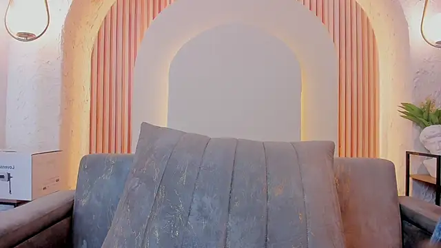 violet_scott_ webcam