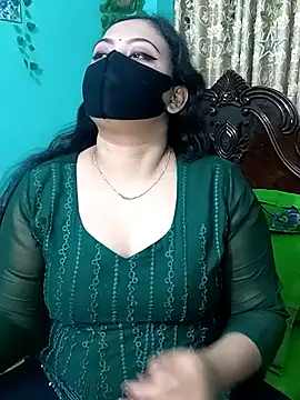 Webcam Model (Porimoni22)  is live.Free join now!