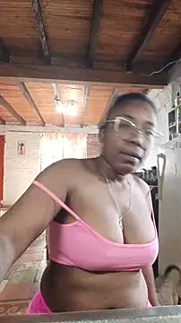 channeldelacroix (F milf) - OPEN ASS