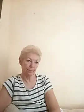 Webcam Model (Calypso-Loove)  is live.Free join now!