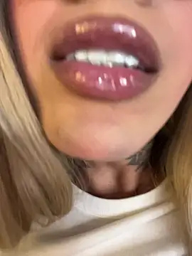 miss_tatiana_ Live Webcam on Stripchat