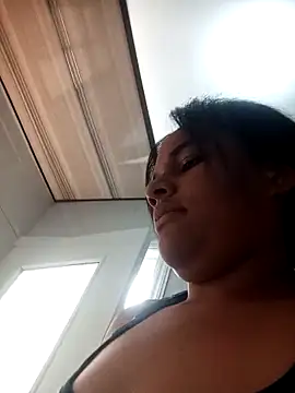 sexybronwgirl webcam