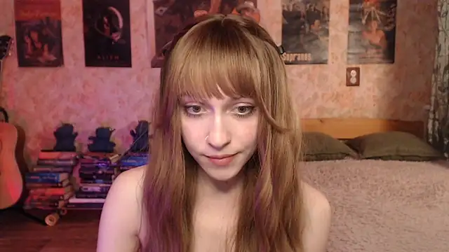 Friendly_Ellie webcam