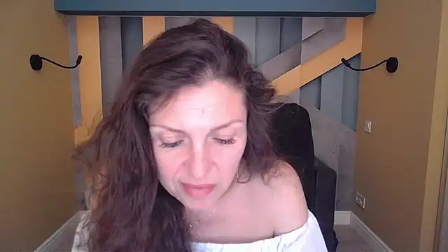 ellalong - EllaLong's free webcam - UK Sex Cams