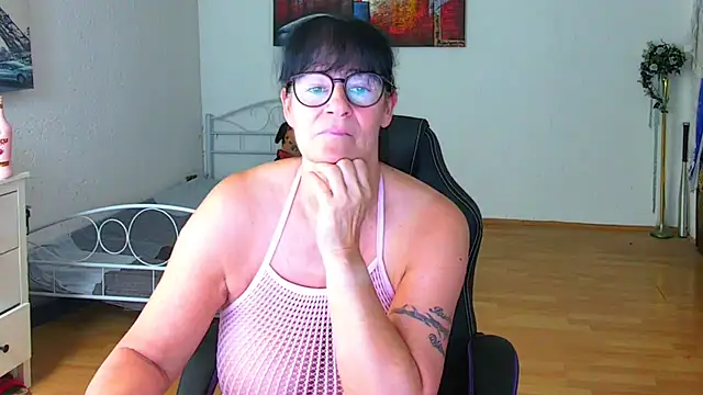 sylly - Sylly's free webcam - UK Sex Cams