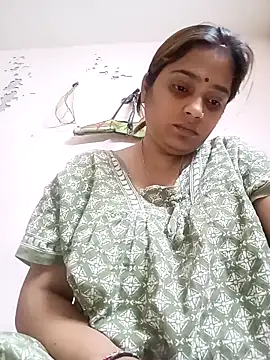 trisha_71 - Trisha_71's free webcam - UK Sex Cams