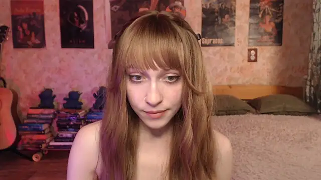 Friendly_Ellie webcam