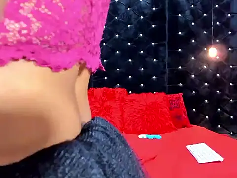 zoealtamiranda - ZoeAltamiranda's free webcam - UK Sex Cams