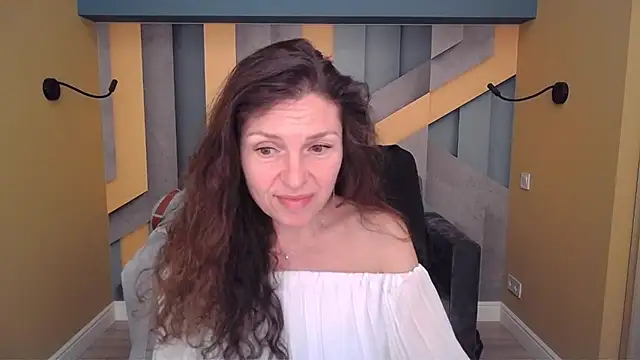 ellalong - EllaLong's free webcam - UK Sex Cams