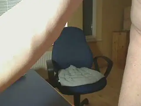 kyru19633 - Kyru19633's free webcam - UK Sex Cams