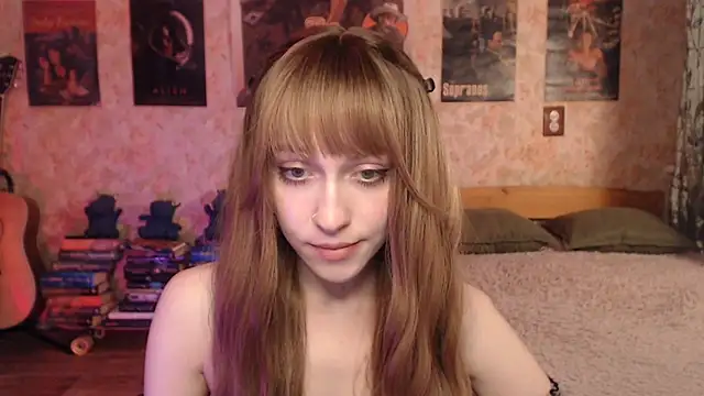 Friendly_Ellie webcam