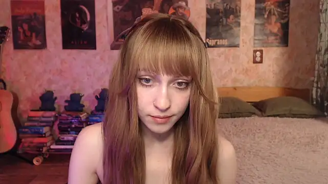 Friendly_Ellie webcam