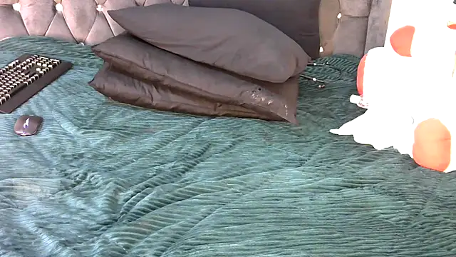 Judy-the-Booty webcam