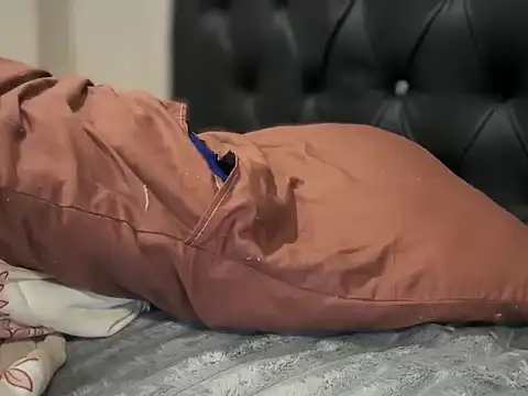 itsAmericanFucker webcam