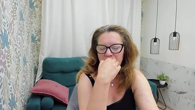 LeaPure live sex cam