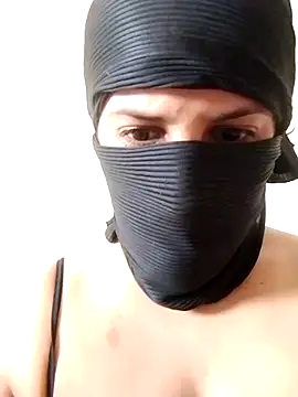 anal_lover90 (F young) - عرض الطيز  والكس والرجل والابط 🍯🍯🍯