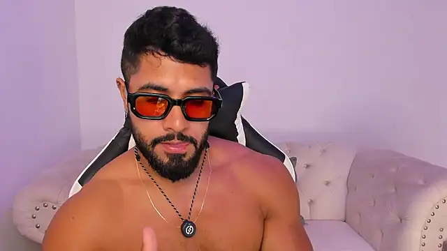 Santiago_huntt live sex cam