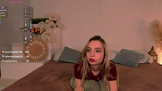 little_clare (F young) - show tits