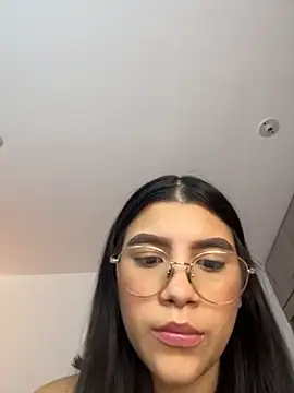 Julieta_Hornyx webcam