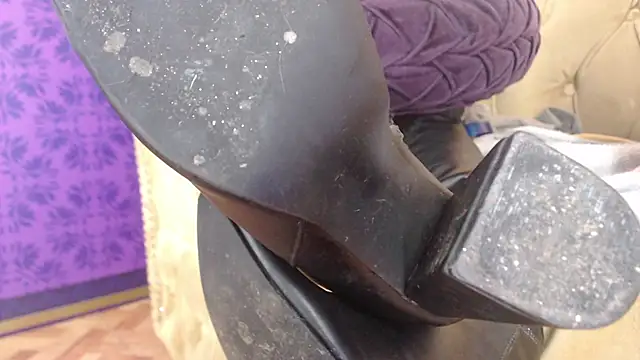 Scarlett_Barnes webcam