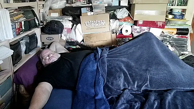 hadeszeuss2 - Hadeszeuss2's free webcam - UK Sex Cams