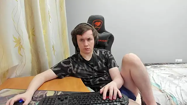 iliaskrislove - Iliaskrislove's free webcam - UK Sex Cams