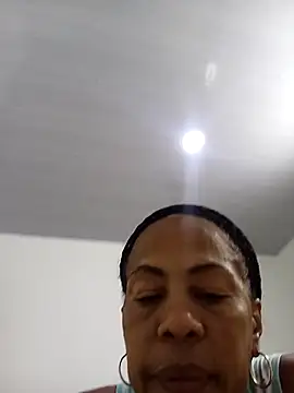 IIv0ryN0IIReX-XX webcam