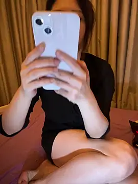 美女Lola666999在线直播