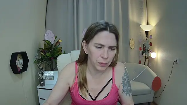 TessaDaybreak webcam