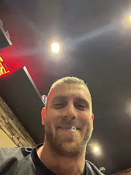 trainwithme - Trainwithme's free webcam - UK Sex Cams