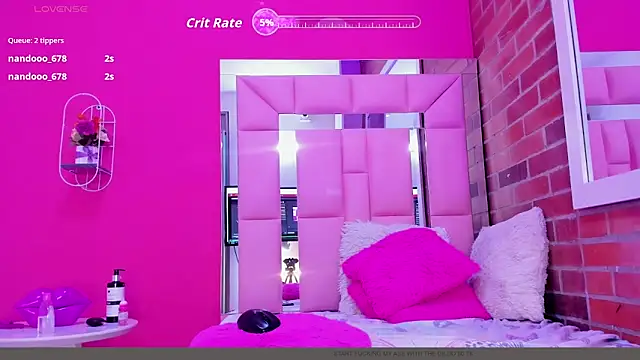 Rebecca_Sandoval webcam