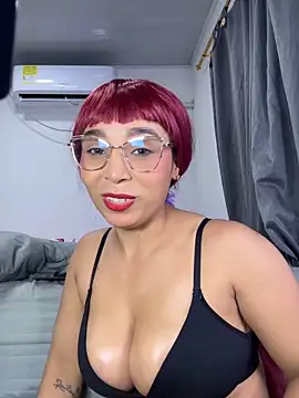 vennuss19 - Vennuss19's free webcam - UK Sex Cams