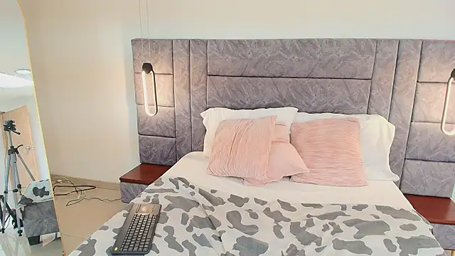 Dakota_Megan_69 webcam