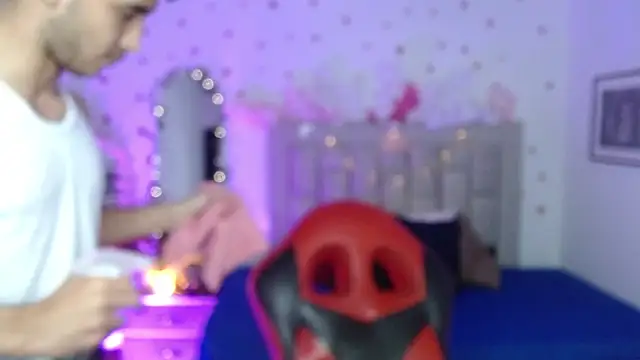 Caius_fox live sex cam