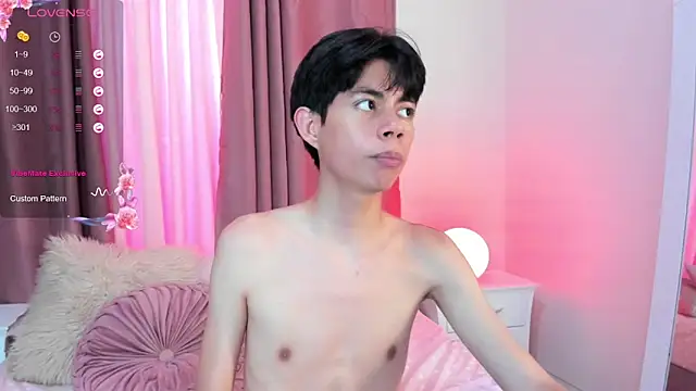 daniell_rdrig Live Webcam on Stripchat