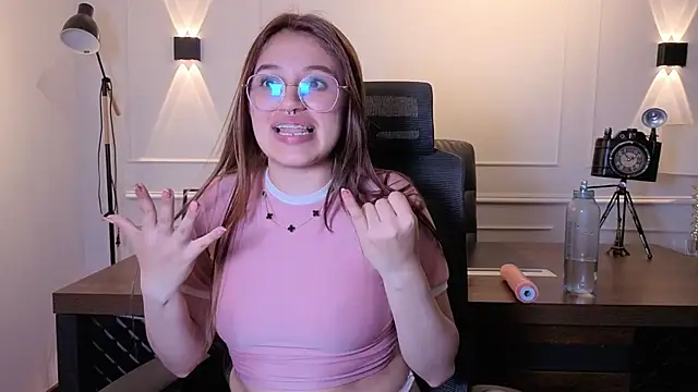 megan_vg (F teen) - all naked+oil show+twerk