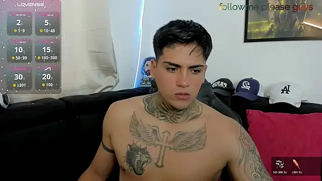 sweetlatinoboy - Sweetlatinoboy's free webcam - UK Sex Cams