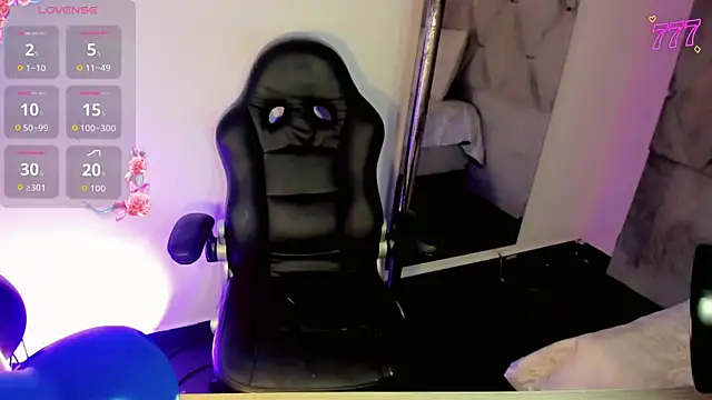 Daniiela_Ember webcam