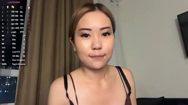 Ur_neighbor_Kira live sex cam