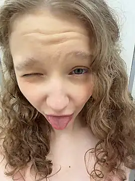 outside_rosy (F teen) - Massage and bounce tits under top!