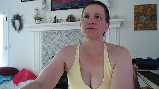 AuroraWillows's Stripchat show and profile