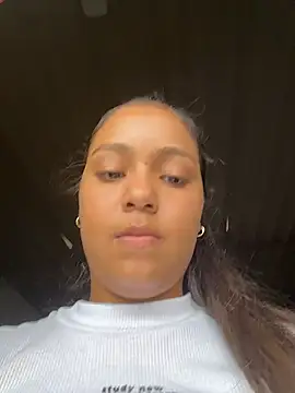 Webcam Model (Baby_morena12)  is live.Free join now!