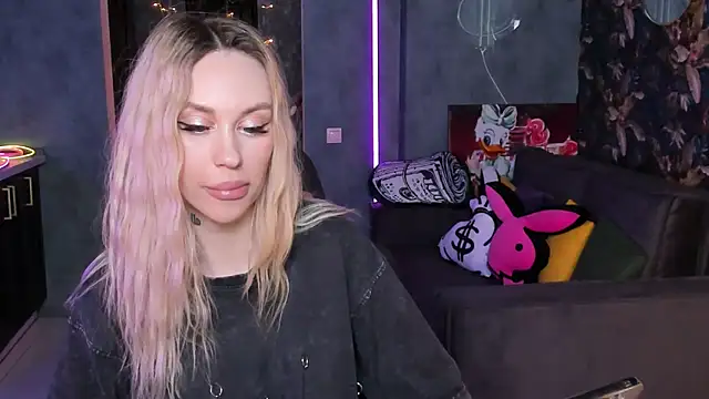 Blckmirrorr - Live Cam