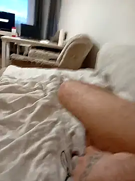 nowy111 - Nowy111's free webcam - UK Sex Cams