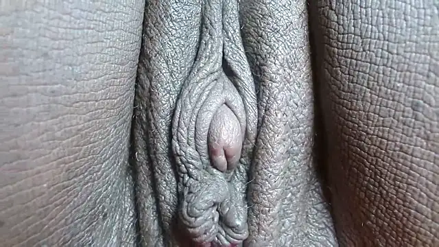 morenahott1 - Morenahott1's free webcam - UK Sex Cams