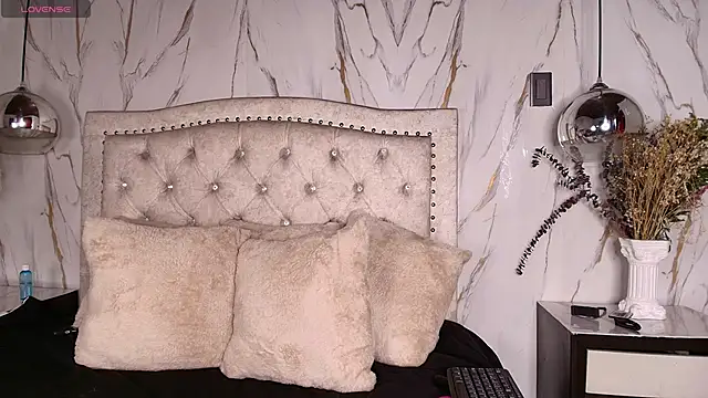 MarthinaBaker webcam