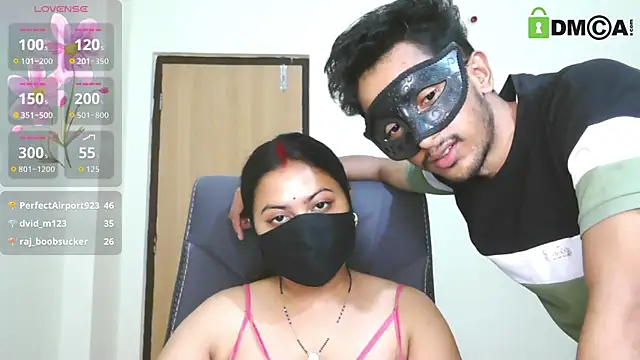SassyWildCouple webcam