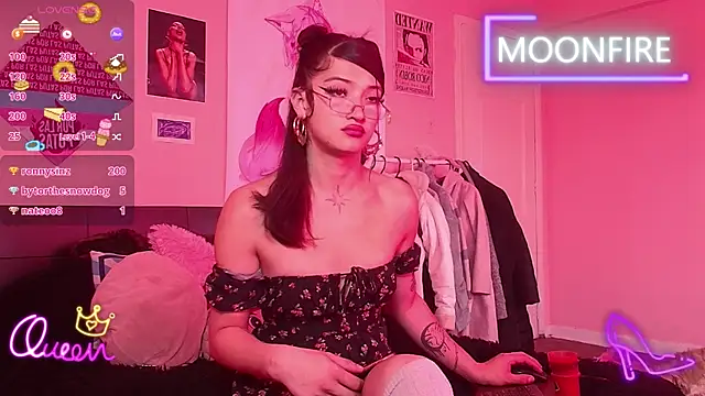 moonfiredancer webcam
