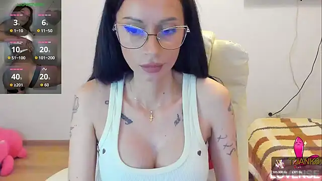 kissnicol32 webcam